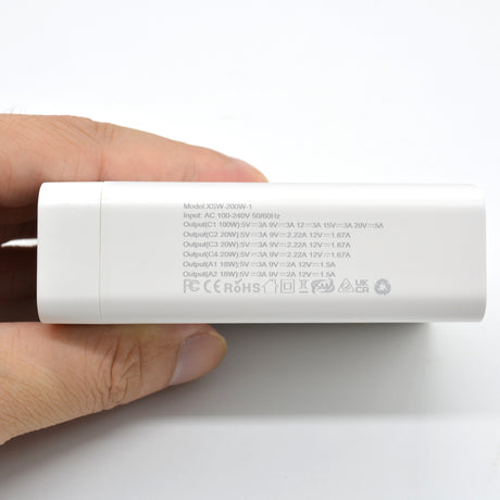 Laddstation GaN 200W – 6 portar (USB-C & USB-A) – Snabbladdning för mobil & laptop